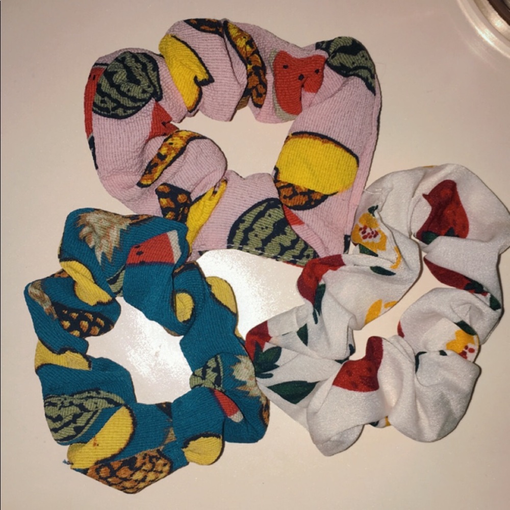 scrunchies